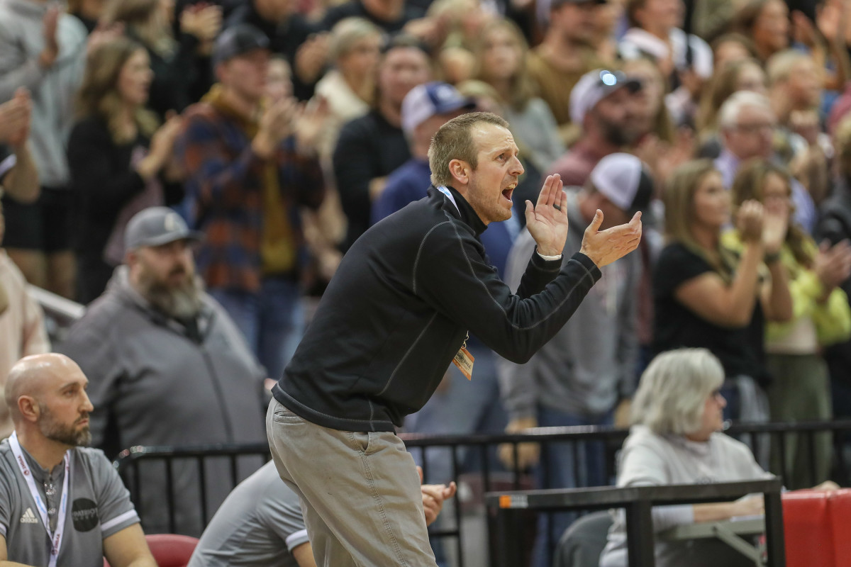 centennial owyhee idaho basketball playoffs00022